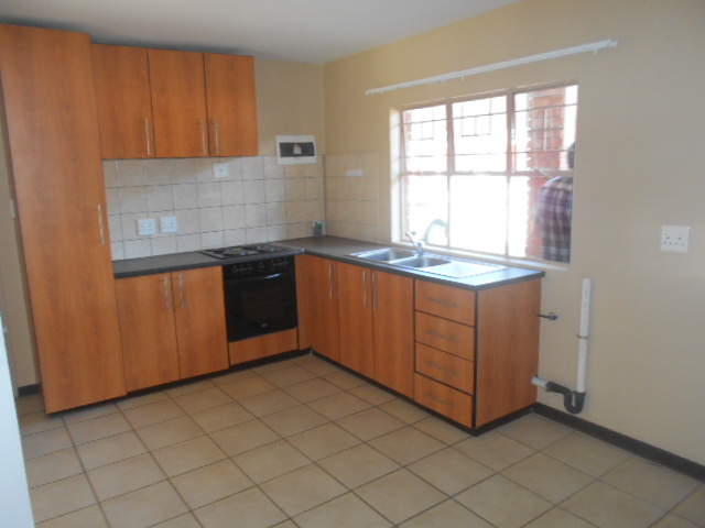 1 Bedroom 2 Bedroom Bachelors Flats To Rent In Bloemfontein