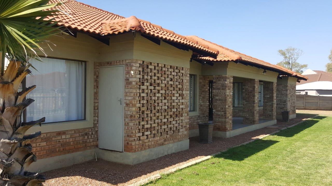 2020-accommodation-potchefstroom-2km-from-nwu-pukke-campus ...